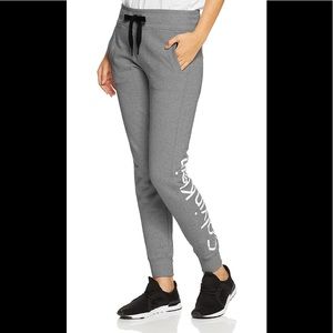 Calvin Klein women’s terry jogger pant